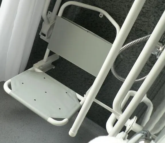 ゲストハウス Ashberry 4*